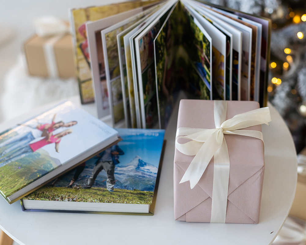 Könyv és fotóalbum ideális ajándék a feleségnek.